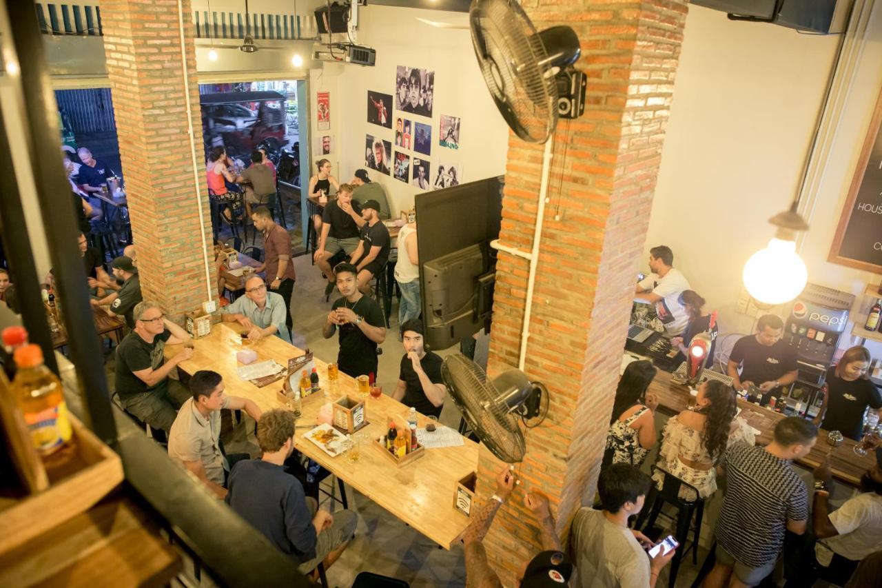 The Big Easy Phnom Penh Hostel Eksteriør bilde